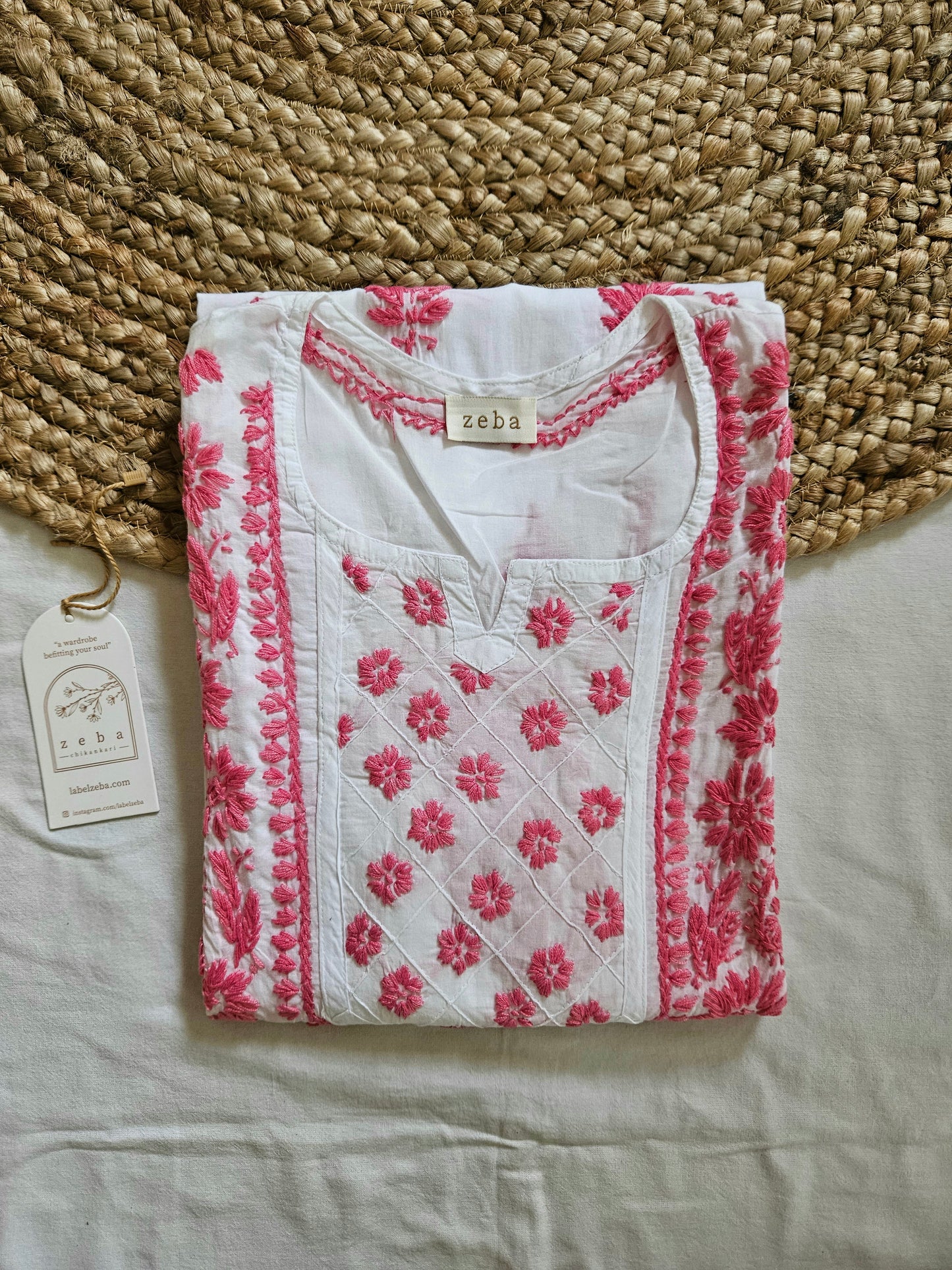 Rabia Chikankari Kurti (Pink)