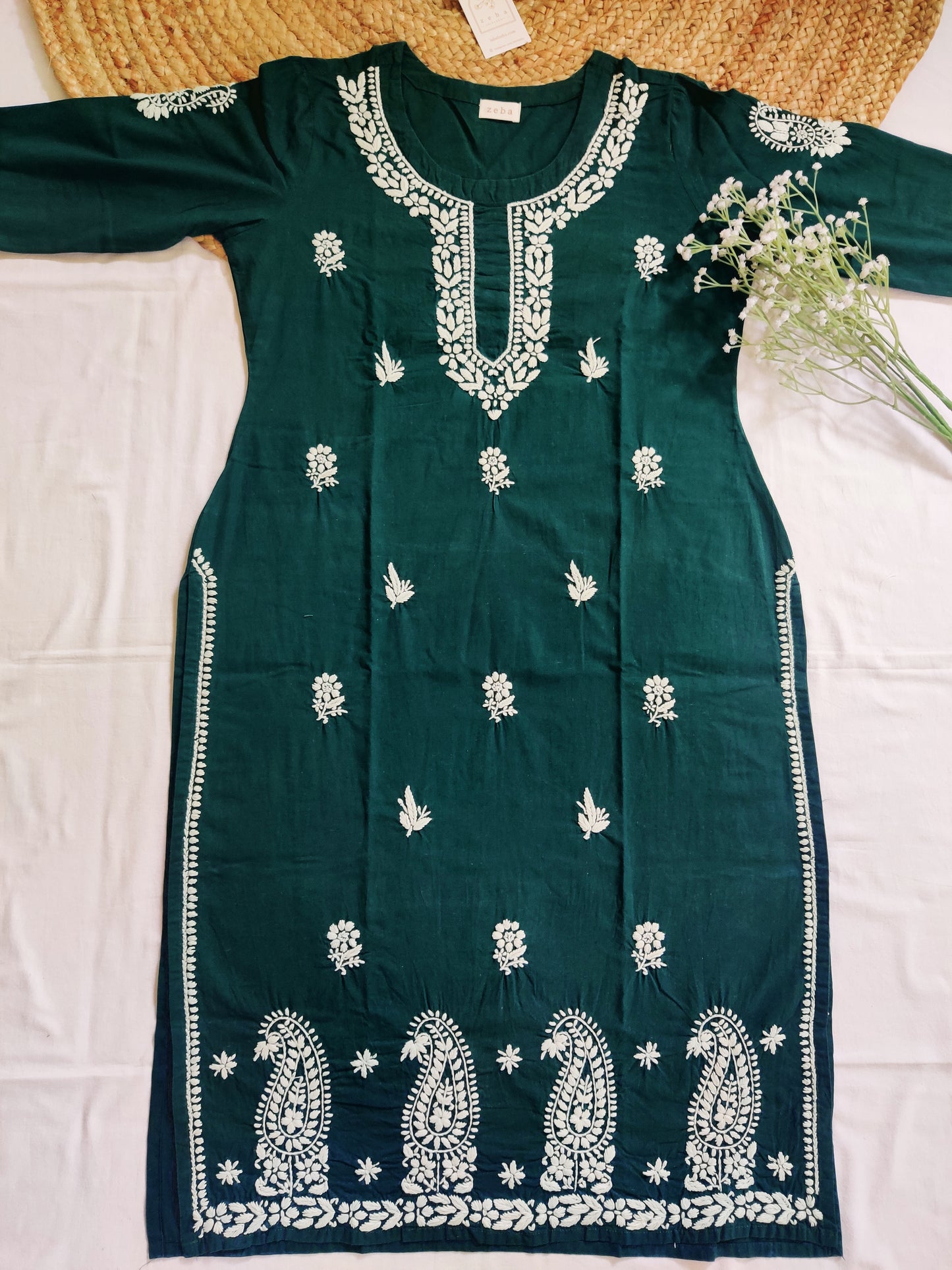 Zoya Cotton Chikankari Kurta (Green)