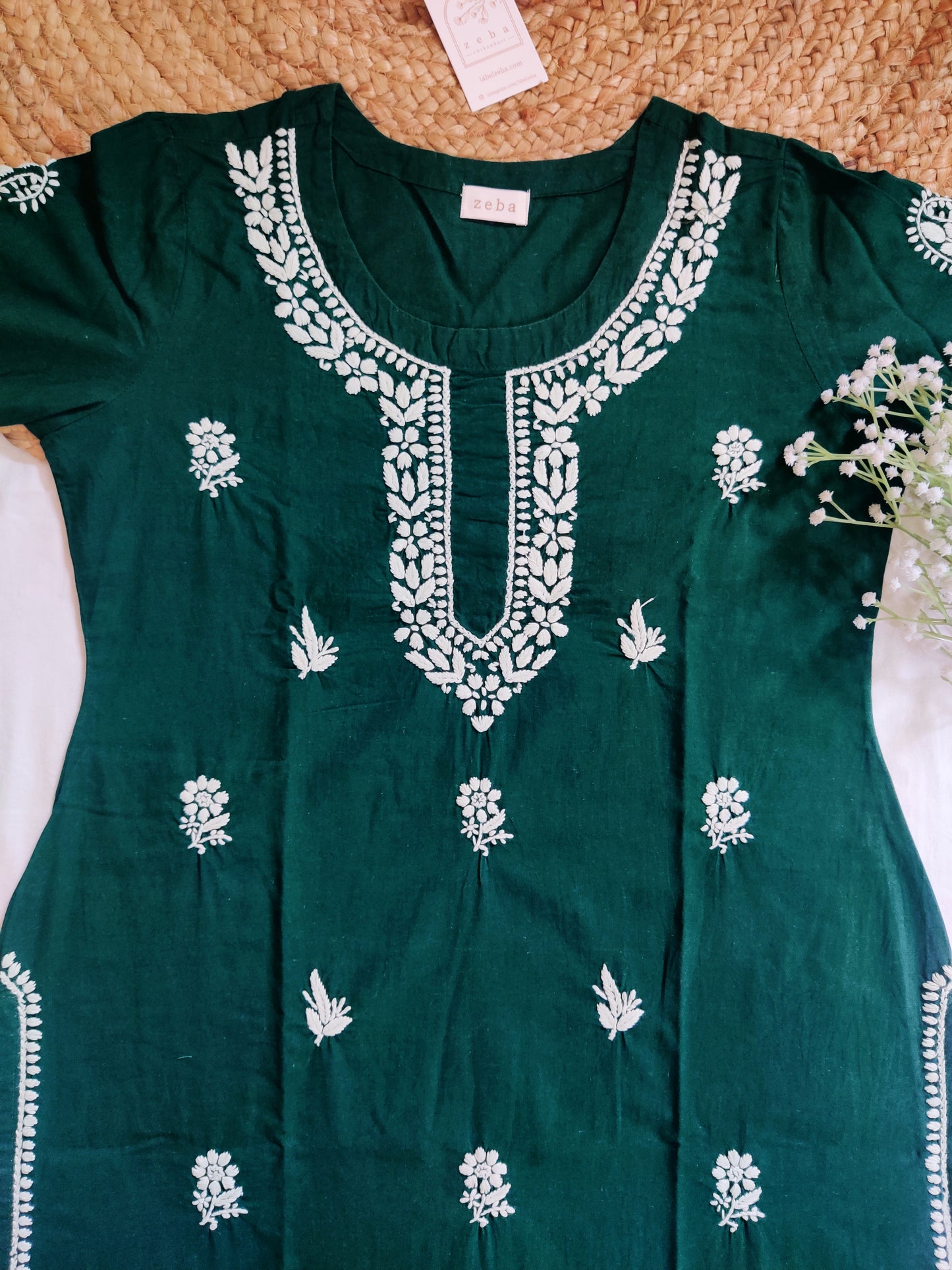 Zoya Cotton Chikankari Kurta (Green)