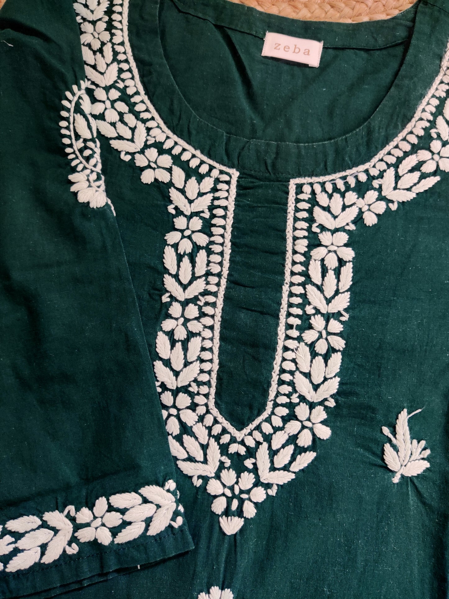 Zoya Cotton Chikankari Kurta (Green)