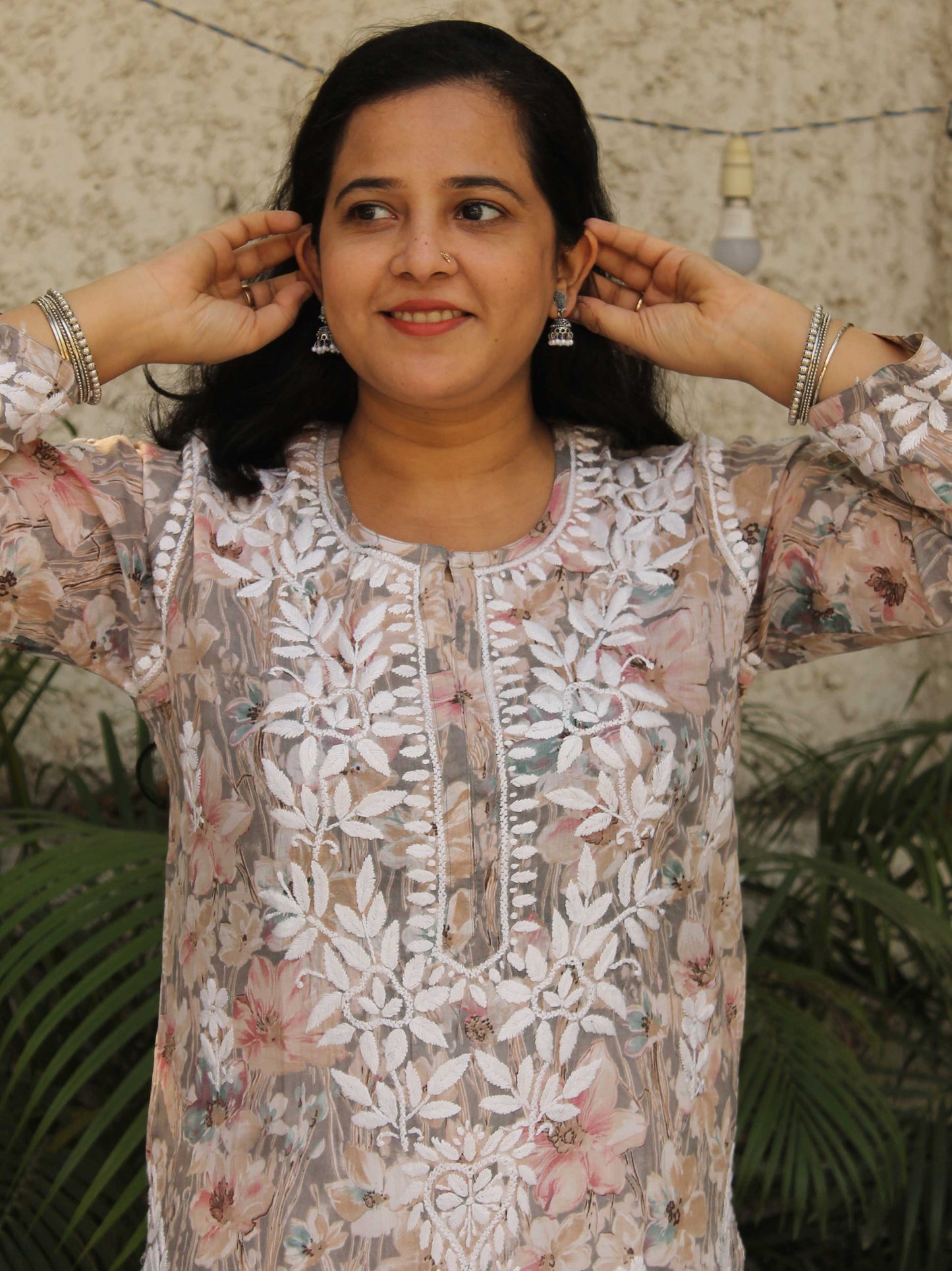 Aashna Mulmul Printed Chikankari kurti (Gray)