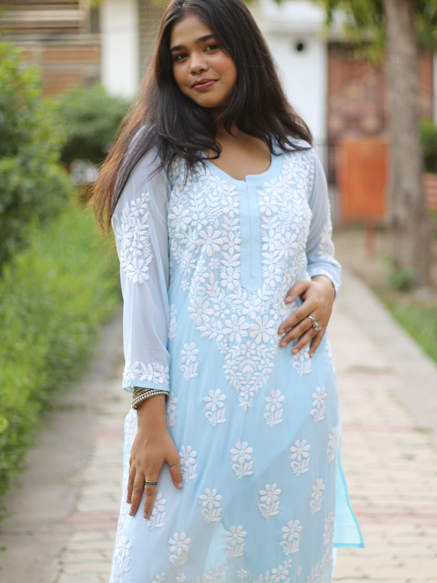 Naazmi Georgette Chikankari Kurta (Aqua)