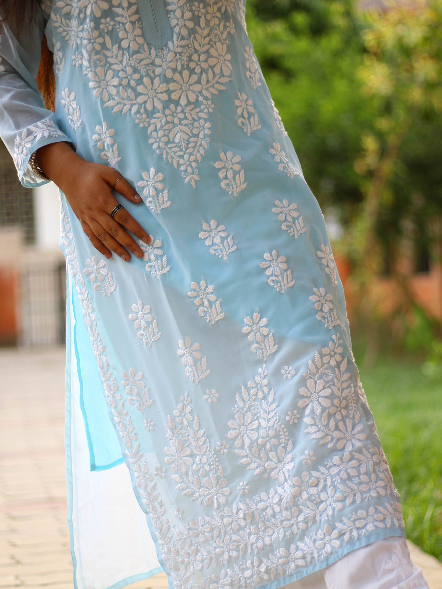 Naazmi Georgette Chikankari Kurta (Aqua)